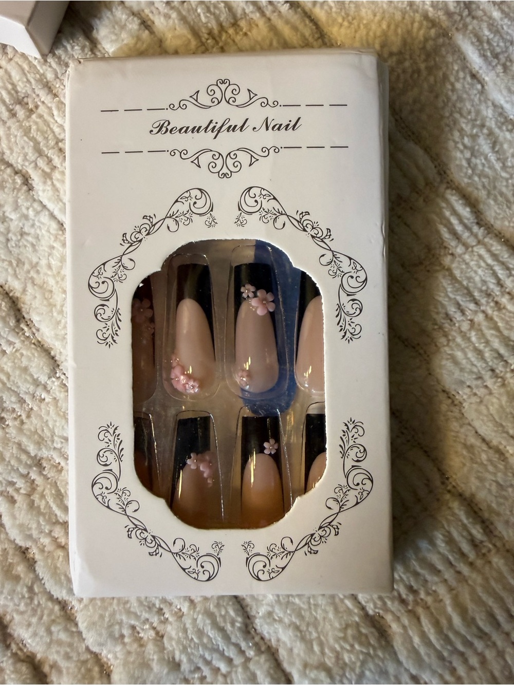 Pink Floral Press-On Nails - Beautiful Nail